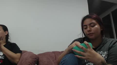 yessica and andres online show from 05/07/26, 02:28
