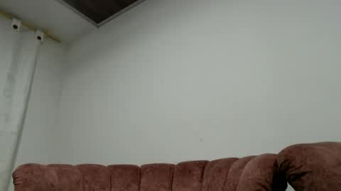 yessica and andres online show from 06/25/26, 05:12