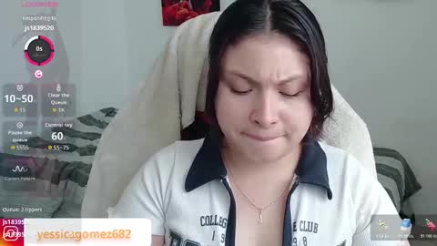 Snapshot of yessica_gomez01 chatting on 02/28/26, 08:10 yessica_gomez01 online show from 02/28/26, 08:10