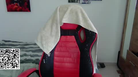 Snapshot of yessica_gomez01 chatting on 04/10/26, 10:47 yessica_gomez01 online show from 04/10/26, 10:47