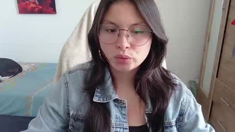 Snapshot of yessica_gomez01 chatting on 04/30/26, 09:08 yessica_gomez01 online show from 04/30/26, 09:08