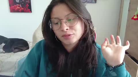 Snapshot of yessica_gomez01 chatting on 05/04/26, 10:06 yessica_gomez01 online show from 05/04/26, 10:06