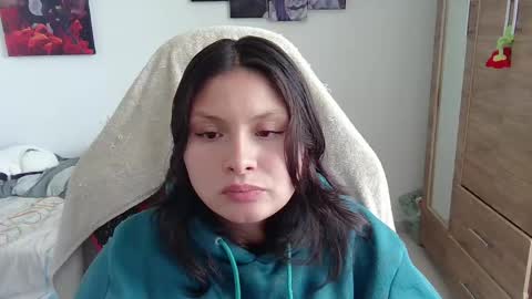 Snapshot of yessica_gomez01 chatting on 05/18/26, 10:04 yessica_gomez01 online show from 05/18/26, 10:04