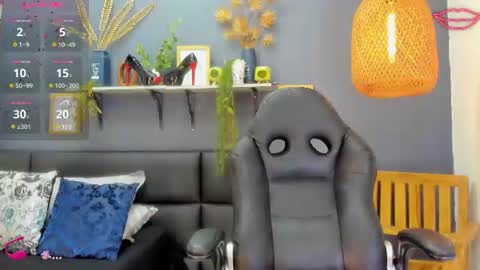 yessika_parker online show from 07/17/26, 08:43