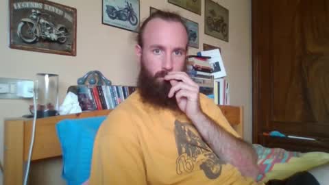 Snapshot of yeti_92 chatting on 09/15/25, 04:18 yeti_92 online show from 09/15/25, 04:18