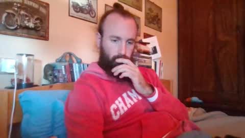 Snapshot of yeti_92 chatting on 09/29/25, 11:04 yeti_92 online show from 09/29/25, 11:04