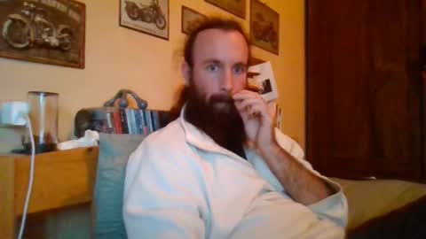 Snapshot of yeti_92 chatting on 10/22/25, 04:18 yeti_92 online show from 10/22/25, 04:18