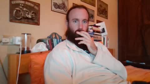 Snapshot of yeti_92 chatting on 10/25/25, 09:06 yeti_92 online show from 10/25/25, 09:06