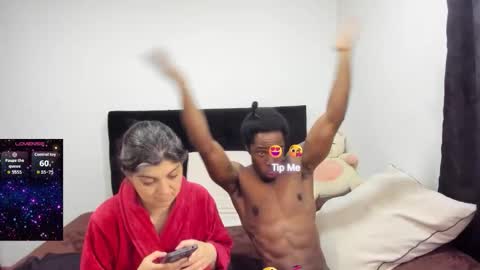 yinyyanghot online show from 10/21/25, 12:33