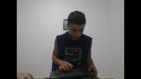 yissus_20 online show from 11/06/25, 02:07