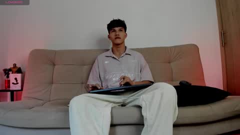 yizus_bonz online show from 11/06/25, 10:21