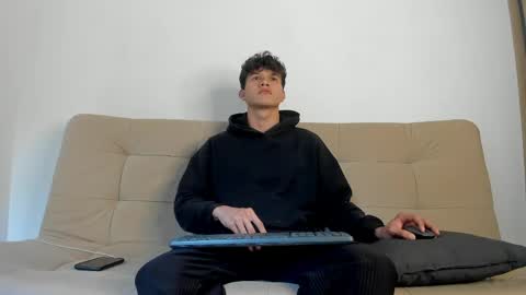 yizus_bonz online show from 05/16/26, 09:13