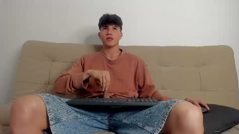 yizus_bonz online show from 06/23/26, 11:36