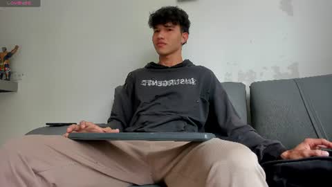 yizus_bonz online show from 07/22/26, 03:04