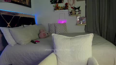 lucy online show from 06/17/26, 04:37