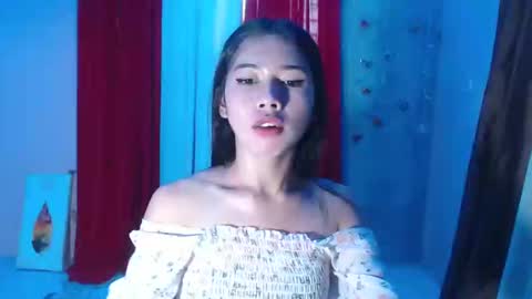 Snapshot of ymee_shane18 chatting on 12/03/24, 07:21 ymee_shane18 online show from 12/03/24, 07:21