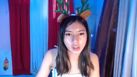 Snapshot of ymee_shane18 chatting on 12/04/24, 01:58 ymee_shane18 online show from 12/04/24, 01:58