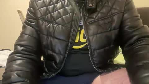 Leather online show from 12/18/25, 02:39