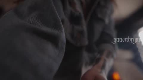 ynnenbrynn online show from 10/18/25, 06:48