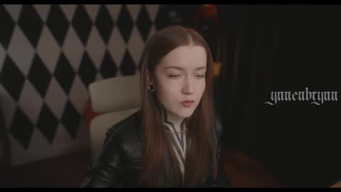 ynnenbrynn online show from 11/18/25, 07:24