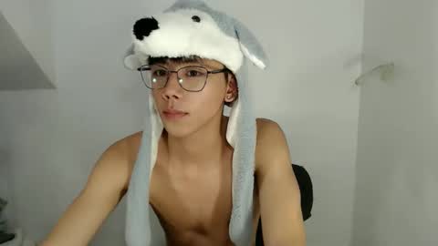 Snapshot of ynotyu chatting on 02/10/26, 05:28 ynotyu online show from 02/10/26, 05:28