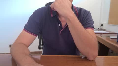 Snapshot of yo47 chatting on 09/25/25, 01:59 Yo47 online show from 09/25/25, 01:59