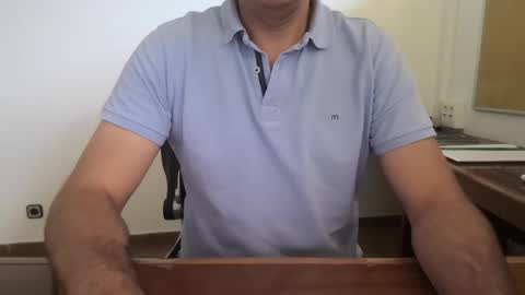 Snapshot of yo47 chatting on 10/28/25, 03:25 Yo47 online show from 10/28/25, 03:25