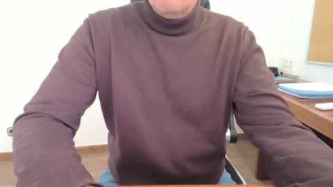 Snapshot of yo47 chatting on 12/02/25, 02:34 Yo47 online show from 12/02/25, 02:34