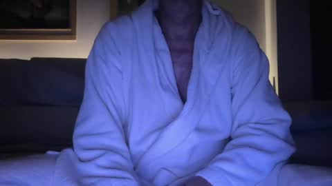 Snapshot of yo47 chatting on 07/03/26, 03:13 Yo47 online show from 07/03/26, 03:13