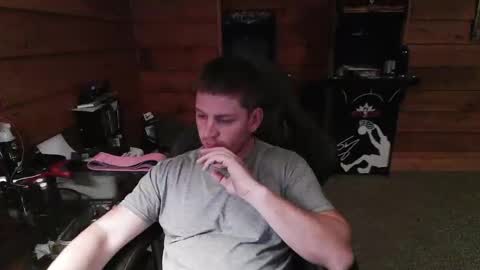 Snapshot of yobenko chatting on 12/05/25, 05:27 yobenko online show from 12/05/25, 05:27