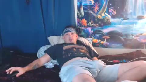 Snapshot of yobleez chatting on 11/16/25, 06:30 yobleez online show from 11/16/25, 06:30