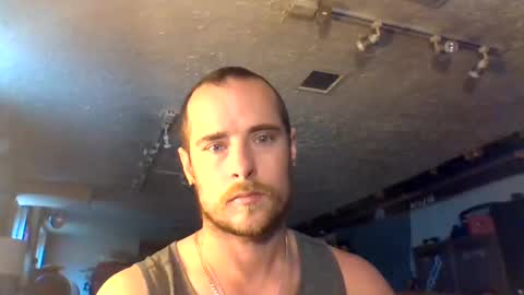Single man online show from 05/23/26, 08:57