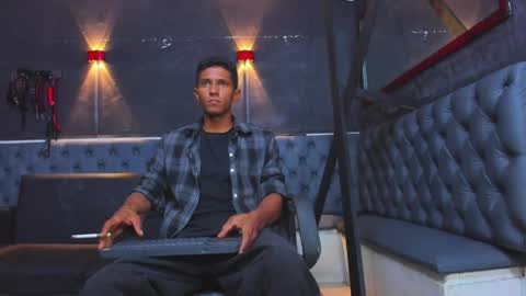 Snapshot of yoel_blessed chatting on 06/07/26, 12:20 Yoel online show from 06/07/26, 12:20