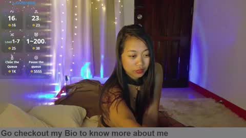 yoga_yogi online show from 03/10/25, 12:37
