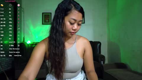 yoga_yogi online show from 10/08/25, 01:09