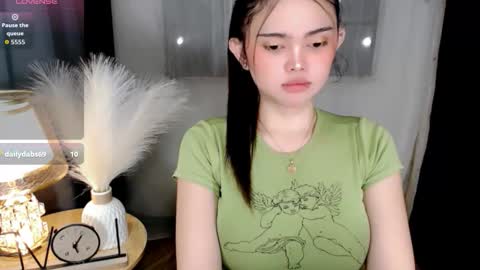 Snapshot of yogirl_abby chatting on 01/16/26, 02:04 Hi i am Abby i am Filipina Aussie youve ever wanted to meet NOT INTO CHEAP GUY online show from 01/16/26, 02:04
