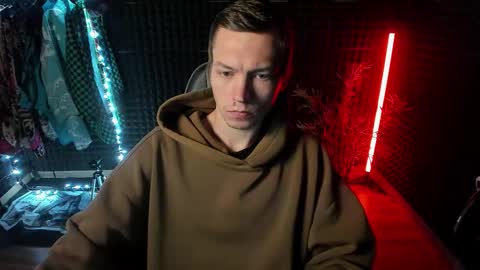 Snapshot of yoi_aji chatting on 09/21/25, 04:47 You can ask my name in pm online show from 09/21/25, 04:47