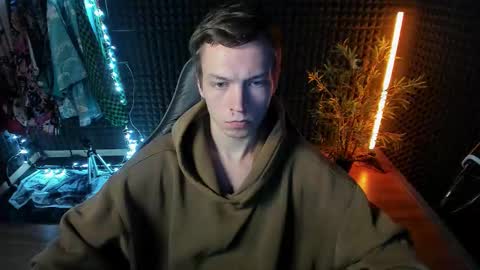 Snapshot of yoi_aji chatting on 09/26/25, 04:49 You can ask my name in pm online show from 09/26/25, 04:49