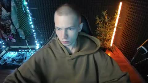 Snapshot of yoi_aji chatting on 10/14/25, 05:08 You can ask my name in pm online show from 10/14/25, 05:08