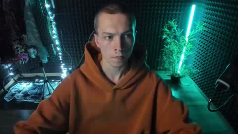 Snapshot of yoi_aji chatting on 11/01/25, 05:04 You can ask my name in pm online show from 11/01/25, 05:04