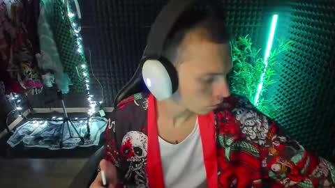 You can ask my name in pm online show from 11/06/25, 04:30