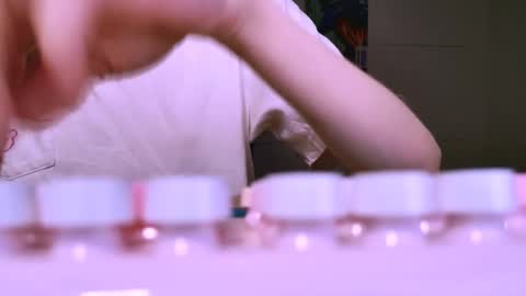 yoka_paradoxxx online show from 12/04/25, 05:28