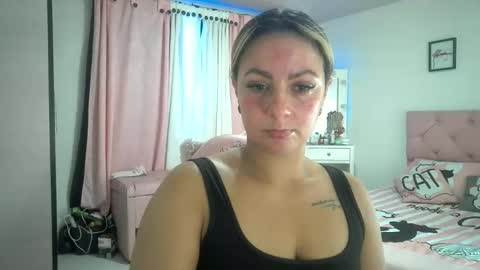 yokiko online show from 10/21/25, 01:34