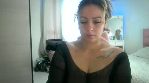 Snapshot of yokiko_daring chatting on 12/02/25, 02:56 yokiko online show from 12/02/25, 02:56