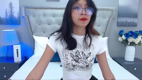 Yommi Winx online show from 03/10/25, 10:55