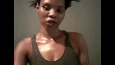 amazingkellyxx online show from 01/06/25, 02:03