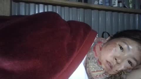 yongmi_ online show from 12/13/25, 11:54