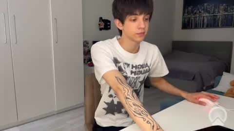 Yoo Dee Ohh online show from 07/20/26, 11:23