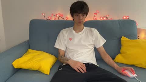 Yoo Dee Ohh online show from 08/06/26, 05:53