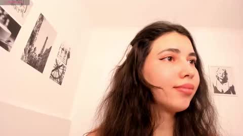 yooleen online show from 02/18/25, 10:38